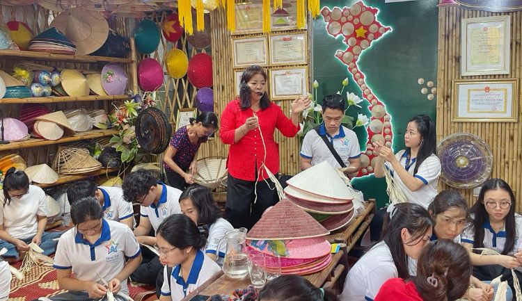 vietnamese craft village