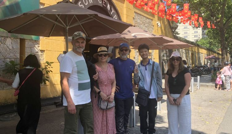 free tours in hanoi -french quarter walking tour