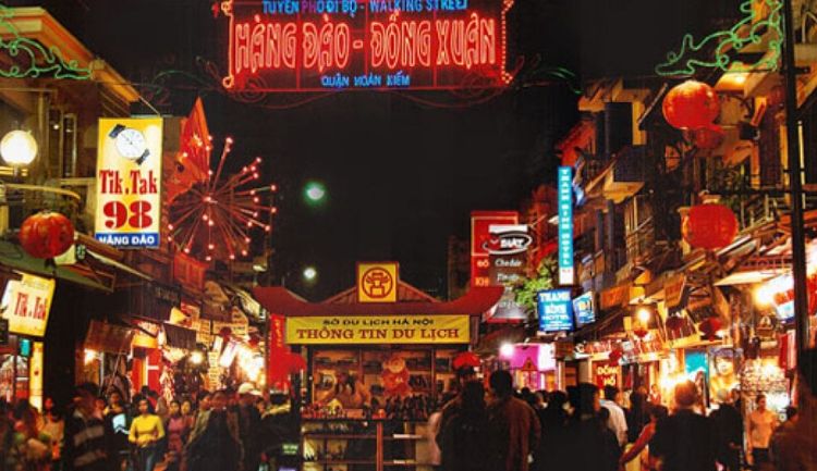 hanoi night market