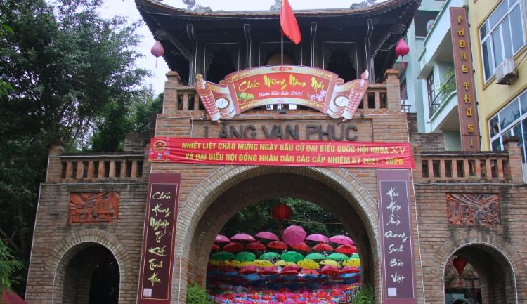 van phuc silk village - history