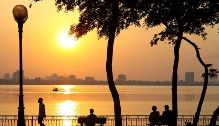 hanoi west lake